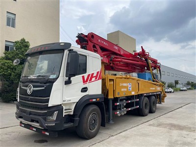 25m yüksekliğinde robotik kollu ıslak püskürtme beton makinesi